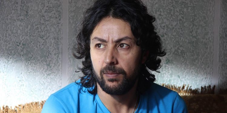 بالفيديو: سعيد باي يحتفل بإنتهاء تصوير عمله الجديد