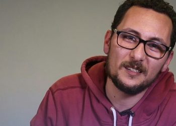 هذا ما قاله الإعلامي صامد غيلان في قضية تعنيف أساتذة التعاقد