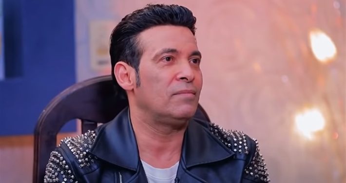 سعد الصغير يأكد أن تقبيله لقدم الراقصة شمس في مطعم عام حقيقي وليس مفبرك