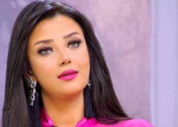 رضوى الشربيني تعود لبرنامجها “هي وبس”