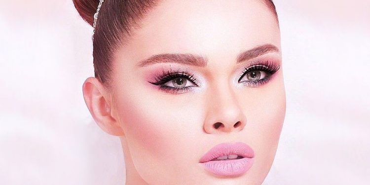 مكياج يناسب جميع ألوان البشرة