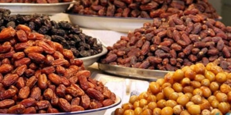 الاطباء ينصحون مرضى السكري بتناول البلح  لهذا السبب