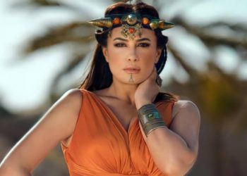 هند صبري تثير غضب المصريون