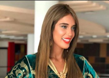 بالفيديو: كريمة غيت تروج أحدث أعمالها الغنائية