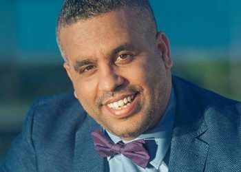 عبد الفتاح جوادي يتحدت لأول مرة عن المحسن اللذي أنقده من التشرد في فرنسا