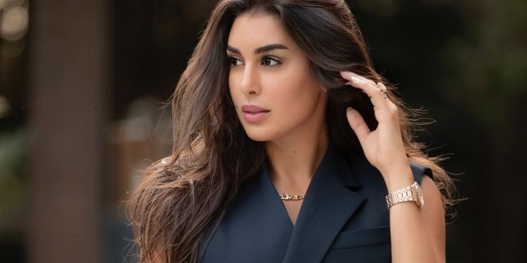 هدية “غريبة” لياسمين صبري في عيد الأم