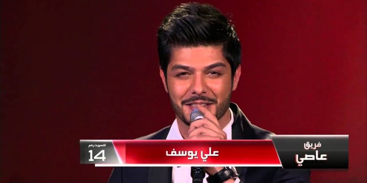 بعد سلسلة من الفضائح.. نجم “ذا فويس” يعلن اعتزاله الفن