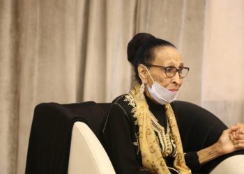بكلمات مؤثرة.. مشاهير المغرب ينعون الراحلة الحاجة الحمداوية