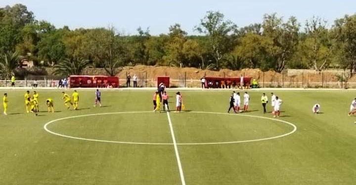 مؤثر.. وفاة لاعب مغربي على أرضية الملعب