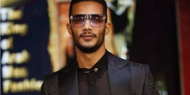 محمد رمضان يتبرع بأرباح أغنيته “فيرساتشي بيبي” لفلسطين