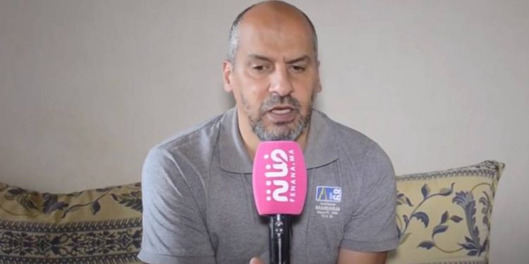 “عزيزي الطيب” يتلقى الجرعة الأولى من اللقاح