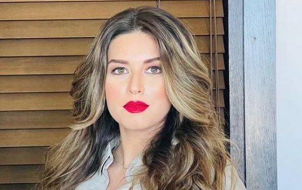 هاجر عدنان تطرح جديدها الفني بعنوان “باغي يتفلا”