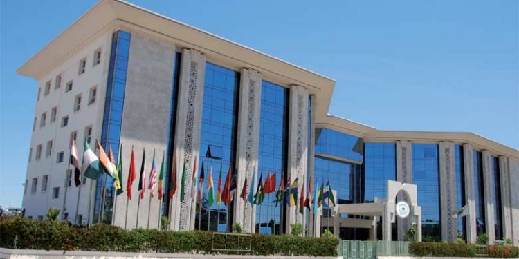 إيسيسكو تفتح باب الترشح لجائزة “بيان” للإبداع التعبيري باللغة العربية