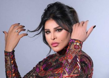 أحلام الشامسي تثير إعجاب الرواد بتلاوتها للقراَن الكريم (فيديو)