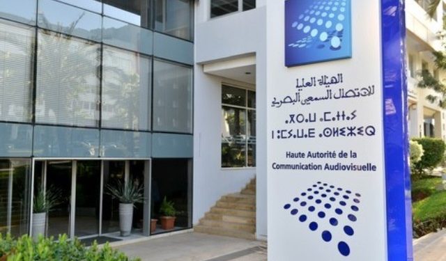 لماذا تأخرت نقابة فنون الدراما في الدفاع عن الأعمال الرمضانية إلا بعد قرار الـ”هاكا” ؟