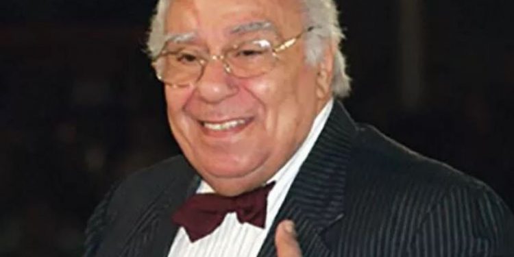 الحزن يخيم على الوسط الفني بعد وفاة الممثل حمادي عمور