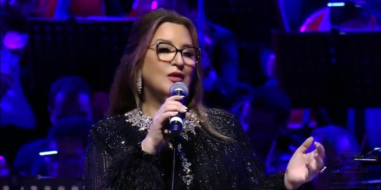 بعد اعتزال دام 35 سنة.. عزيزة جلال تستعد لطرح أغنية جديدة