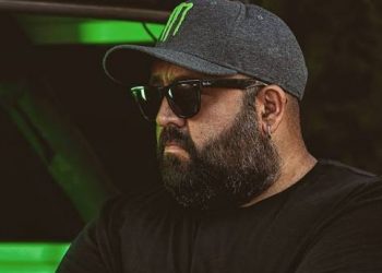 من جديد.. “البيغ” يهاجم الرئيس الجزائري تبون