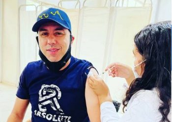 موس ماهر يتلقى الجرعة الثانية من اللقاح
