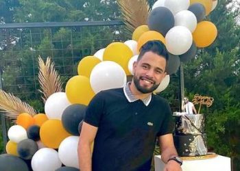 زهير زائر يتغزل بزوجته في عيد ميلاده “توتا الحبيبة الغالية”
