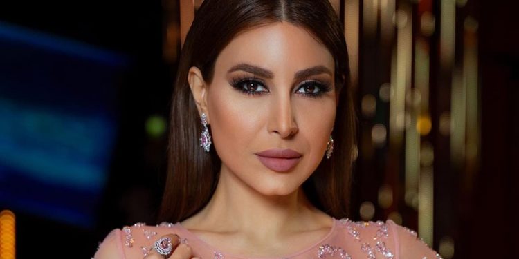 الفنانة يارا تحتفي بعيد ميلادها الـ 38 (صور)