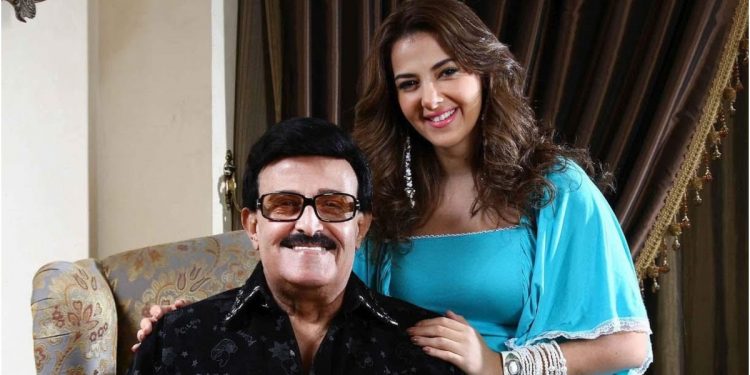 بكلمات مؤثرة.. دنيا سمير غانم تحيي ذكرى وفاة والدها الأربعينية