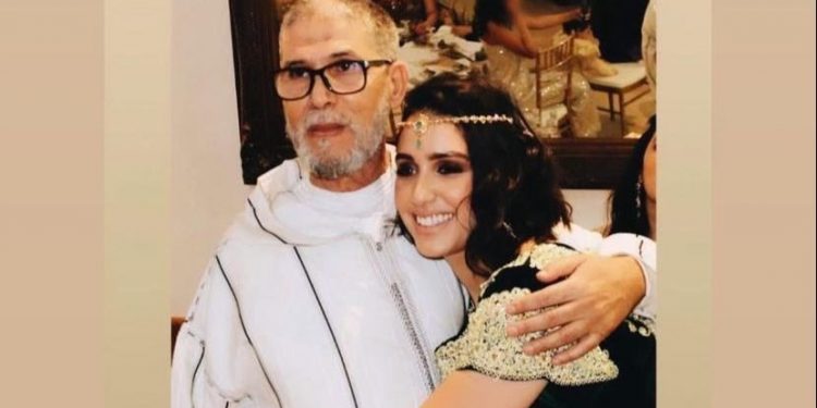 اليوتوبر المغربية “روعة بيوتي” تفقد والدها بسبب كورونا