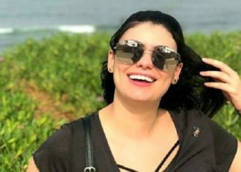 ممثلة مغربية تهاجم الجمهور الودادي٠٠لهذا السبب