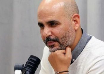 الرمضاني يطلق هاشتاغ٠٠#نجلسو نهار فالدار (تفاصيل)