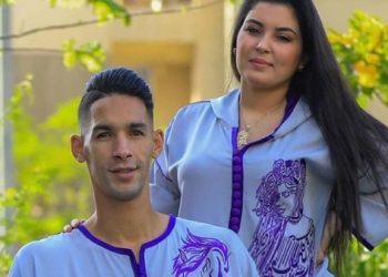 زوجة بدر بانون:اشكر كل من دعا مع زوجي