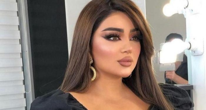 مذيع يطلب من ملكة جمال إزالة الماكياج على المباشر و الأخيرة تقبل..الصدمة (فيديو)