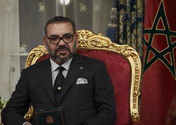 الملك يعزي أفراد أسرة المرحومة الفنانة فاطمة الركراكي