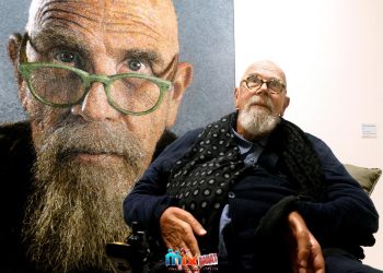 وفاة الرسام والمصور الأميركي تشاك كلوز