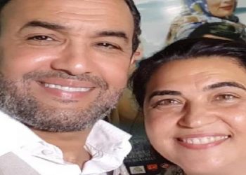 رشيد الوالي يشارك مفاجأة خاصة بزوجته رفقة جمهوره