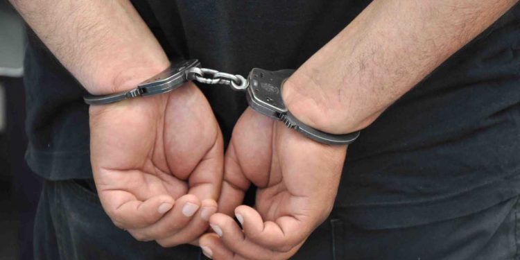 توقيف فنان بوب كندي من أصل صيني إثر الاشتباه بارتكابه جريمة اغتصاب