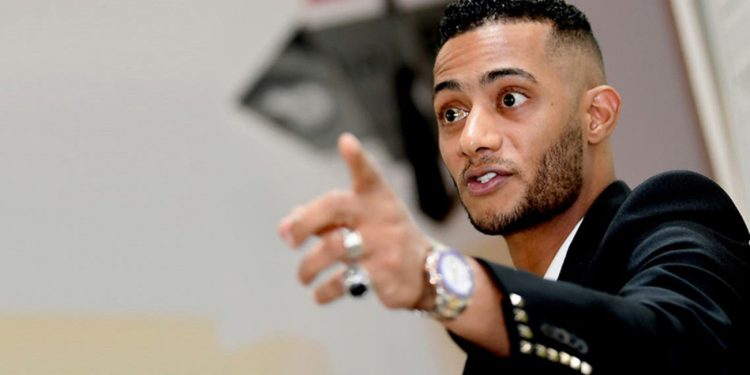 سحب “الدكتوراه الفخرية” من الفنان محمد رمضان (تفاصيل)