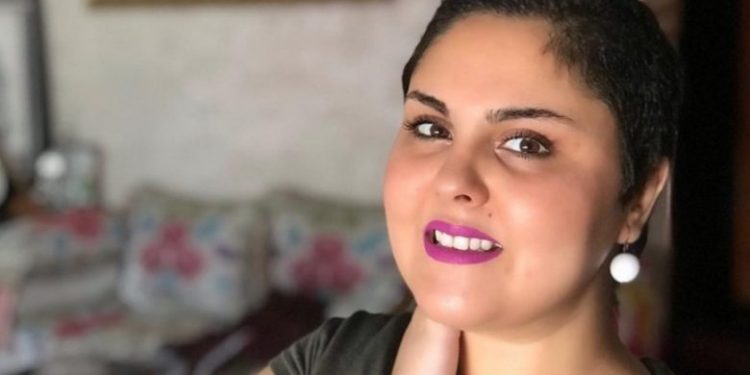 فنانة مغربية تشتكي بسبب وضعها المادي: “نتظاهر أننا بخير وعام ونص ماخدمناش”