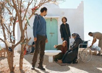 المعهد الفرنسي يعرض الفيلم المغربي “معجزة القديس المجهول”