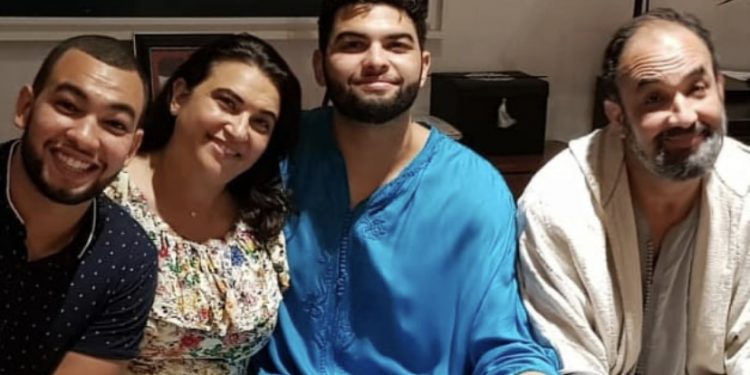 بالصورة٠٠رشيد الوالي يفاجئ ابنه سليم