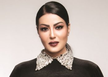 فنانة عربية تثير الجدل وتطالب ب”رخصة وامتحان” قبل الإنجاب