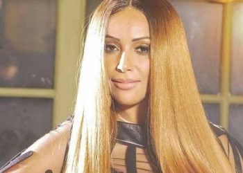 بعد أن قامت بإقصائها من لائحة الفنانات الشعبيات بالمغرب٠٠الستاتية ترد بقوة على إكرام العبدية: “تدوز معايا فمنصة وحدة باش تعرف قيمتها”