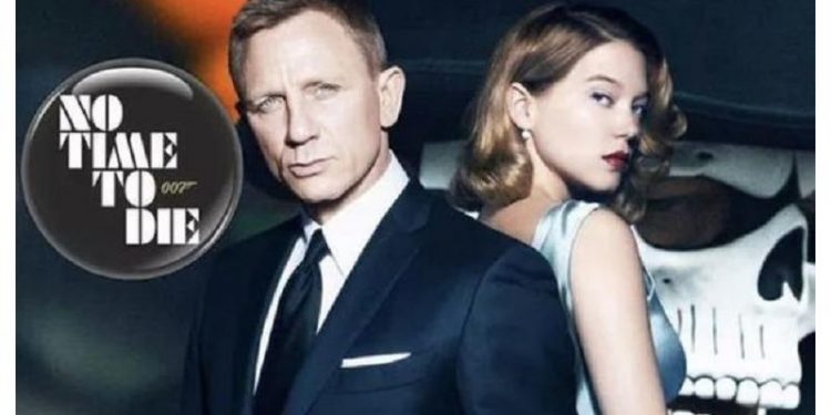 فيلم جيمس بوند الجديد يتصدر شباك التذاكر