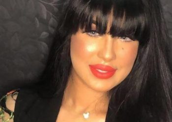 بالدموع٠٠سكينة كلامور تخرج من السجن بعد تورطها في قضية حمزة مون بيبي (فيديو)