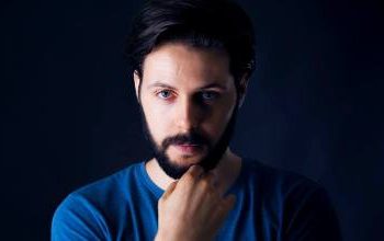بعد فرض جواز التلقيح٠٠فنان مغربي يمنع من دخول هذا المكان (فيديو)
