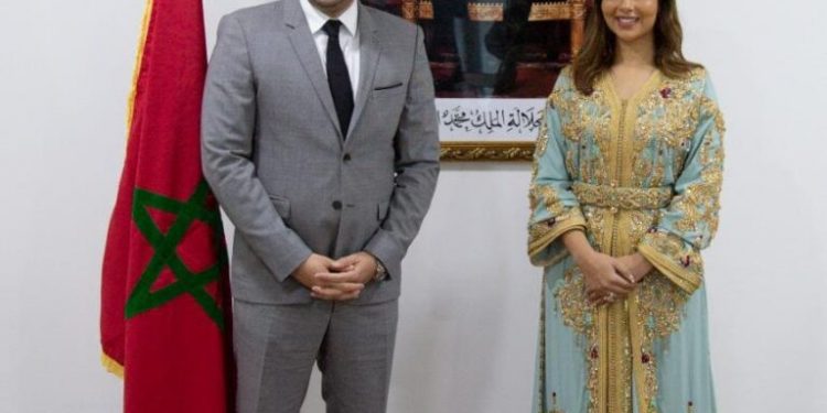بنسعيد يستقبل بلقيس قبل افتتاح علامتها التجارية ب “موروكو مول”