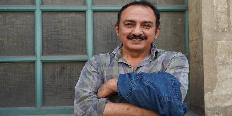 أبو الفضل جليلي ممنوع في إيران ومكر م حول العالم