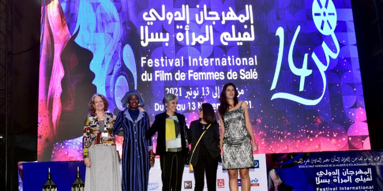“لمعلقات” فيلم عن معاناة النساء اللواتي تخلى عنهن ازواجهن