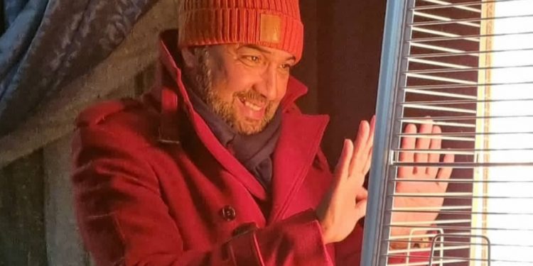 الفنان الإنسان.. رشيد الوالي يدعو جمهوره إلى الخير من خلال هذه المبادرة (تفاصيل)