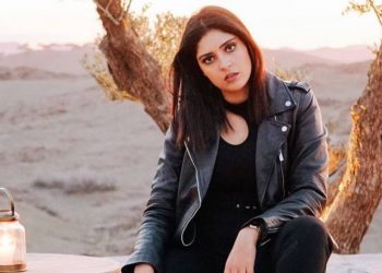 مؤثرة مغربية تكرم روح والدتها المتوفية٠٠بهذه الأغنية (فيديو)