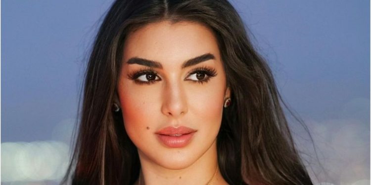 توتر العلاقة بين ياسمين صبري ووالدها٠٠والأخير يصدم الجميع: “سأقاضي ابنتي لهذا السبب”